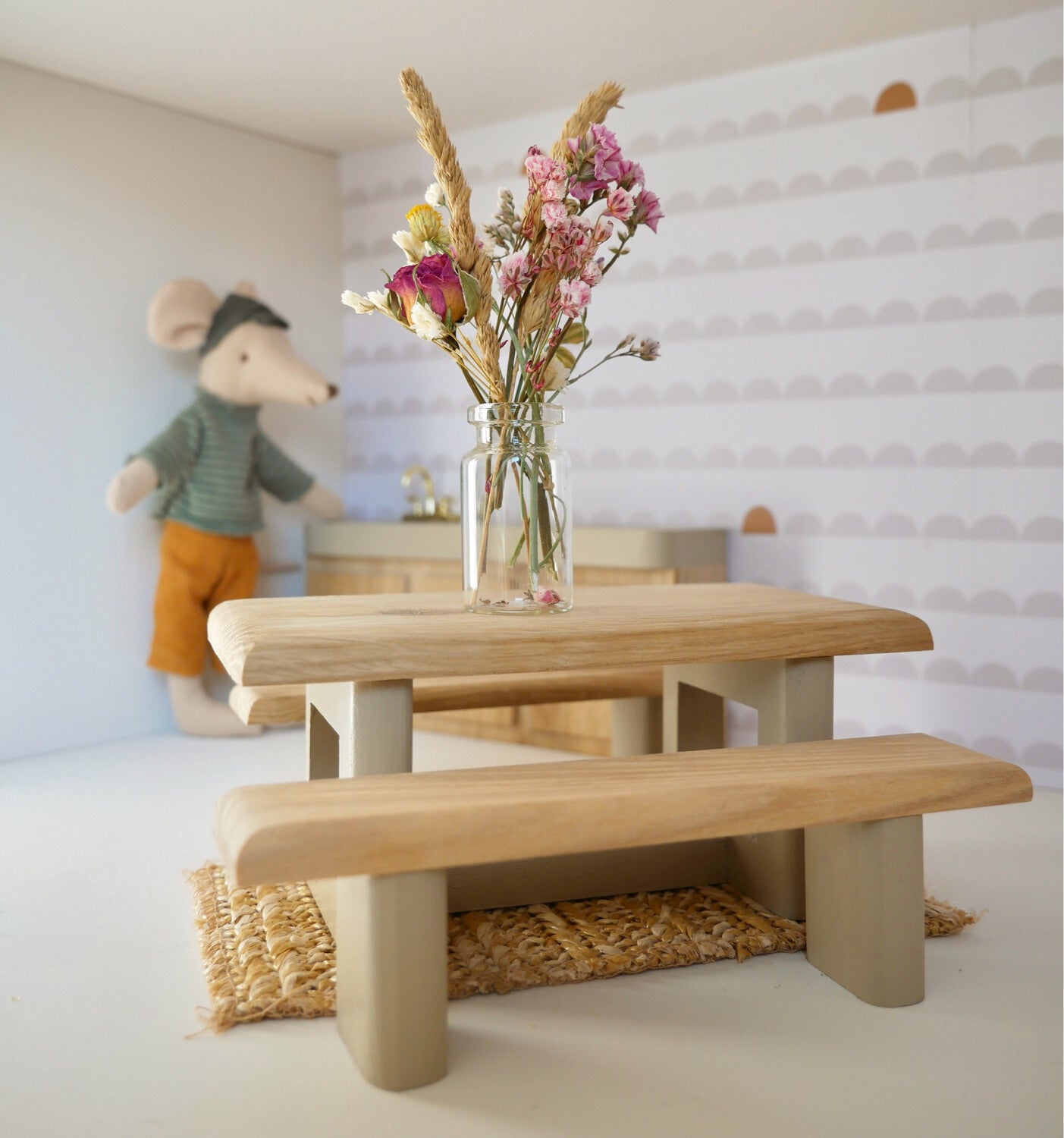 eetkamer-tafel-met-2-bankjes-4