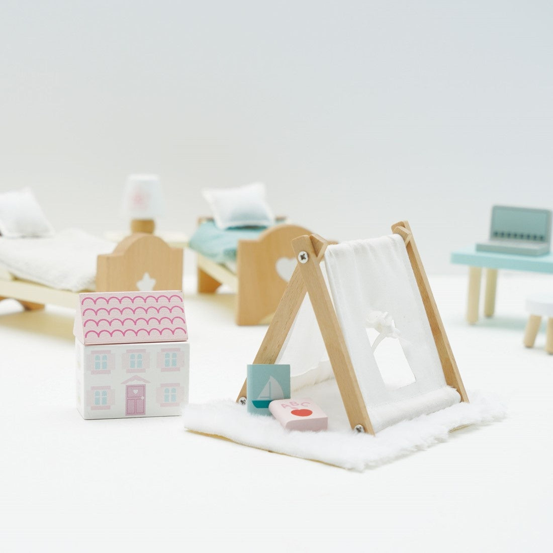 Le Toy Van Kinderslaapkamer nieuw 1